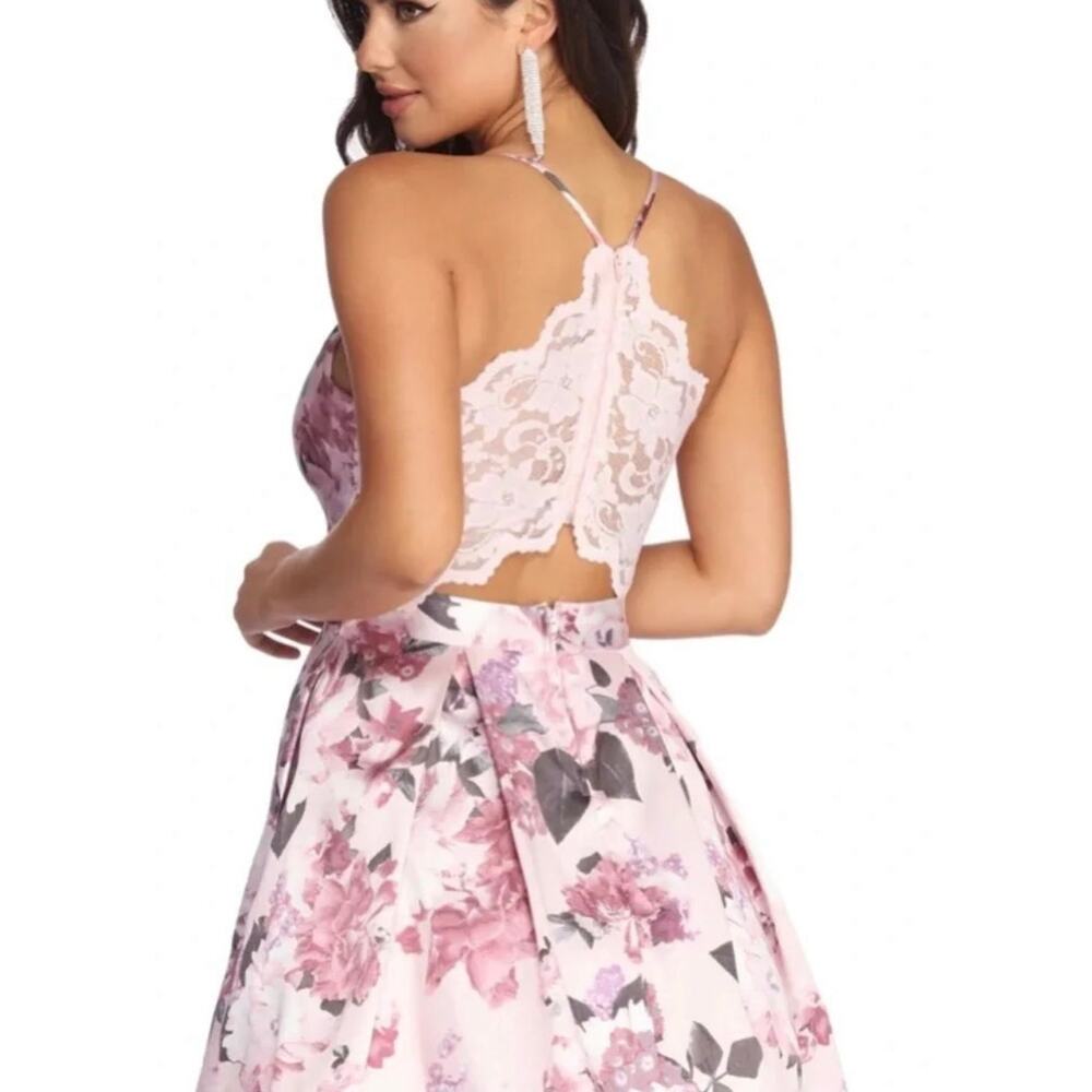 Windsor Gina Floral Skater Dress Lace Back Plunge V Party XS - Picture 2 of 6